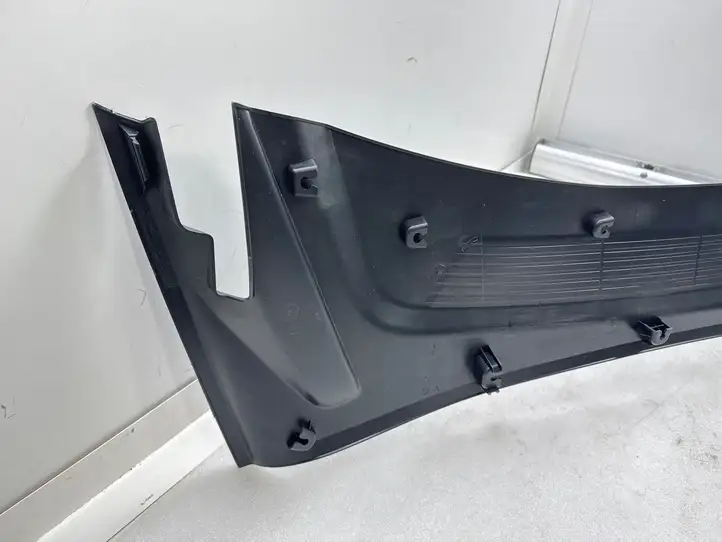 Tesla Model 3 (2024 - ) 169450200E Жабо стеклоочистителей — фото 11