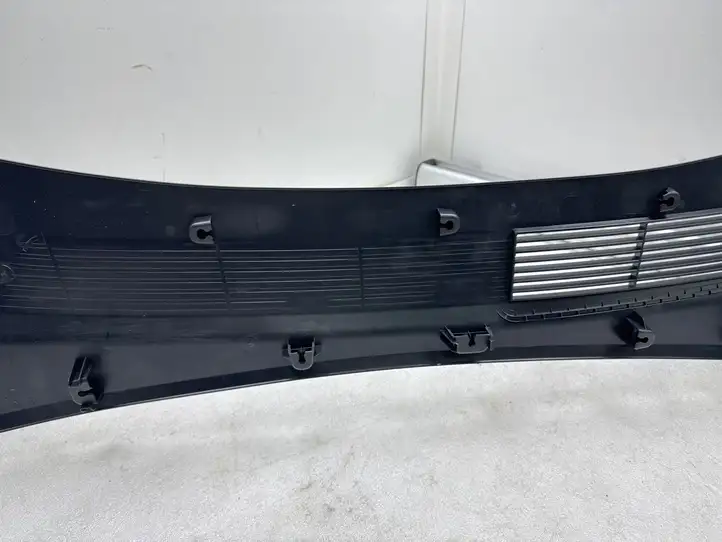 Tesla Model 3 (2024 - ) 169450200E Жабо стеклоочистителей — фото 12