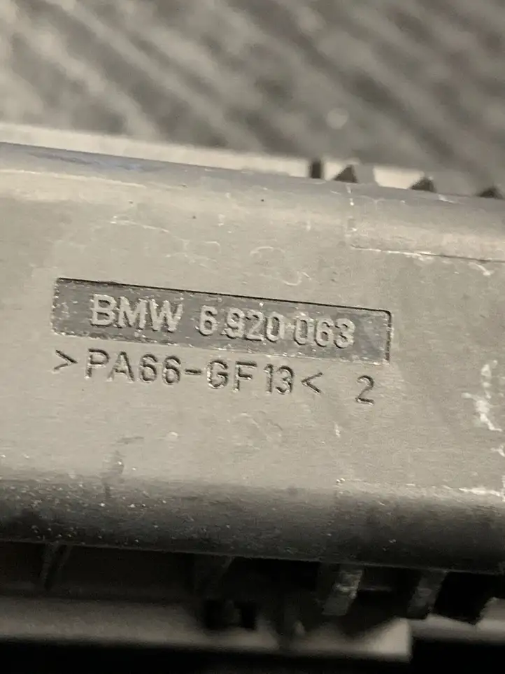 BMW 5 F10 F11 (2009 - 2016) 6920063 Разъем модуля ABS — фото 4