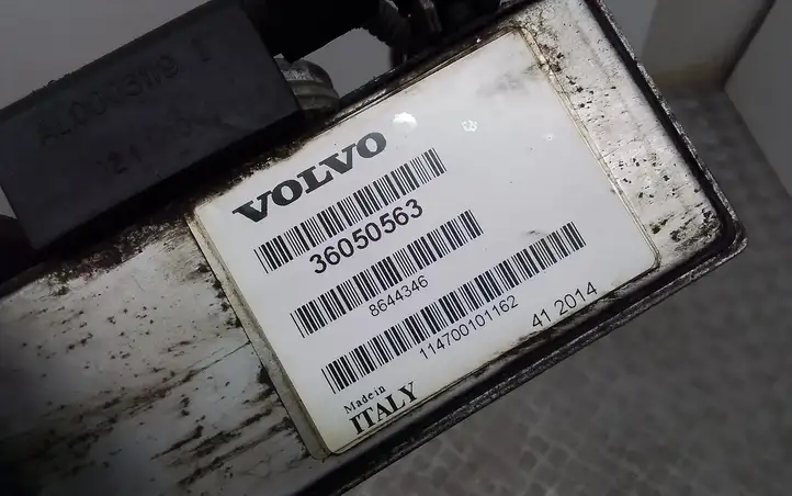Volvo XC70 (2000 - 2004) 36050563 Дроссельная заслонка — фото 4