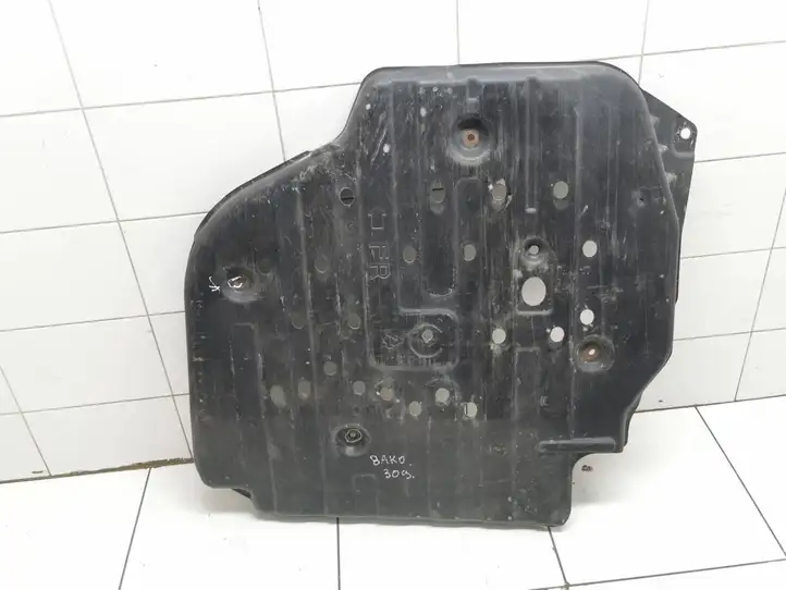 Toyota iQ (2006 - 2011) 7760674011 Защита топливного бака — фото 1