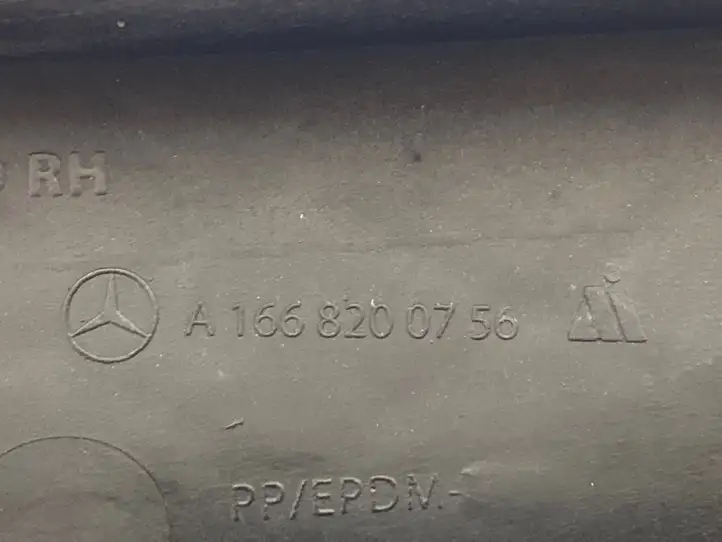 Mercedes-Benz ML W166 (2012 - 2017) A1668200756 Решетка противотуманной фары — фото 5