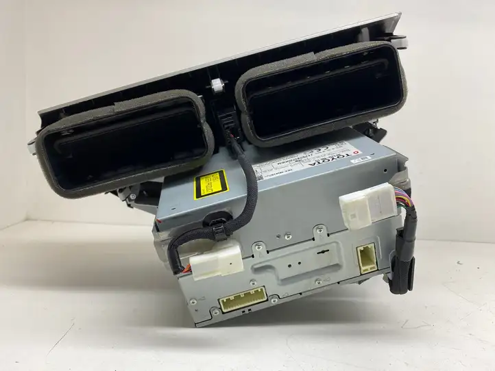 Lexus RX 450H (2008 - 2012) 8612048L10 Блок Hi-Fi аудиосистемы — фото 2