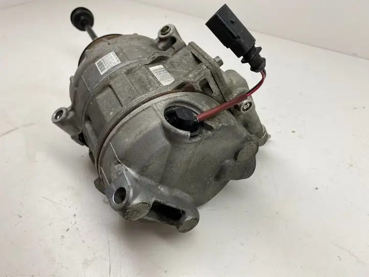Audi A4 S4 B7 8E 8H (2004 - 2009) 4F0260805L Компрессор (насос) кондиционера воздуха — фото 2