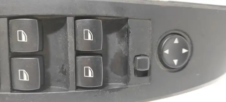 BMW 5 E60 E61 (2004 - 2010) 6951924 Кнопка стеклоподъемников — фото 2