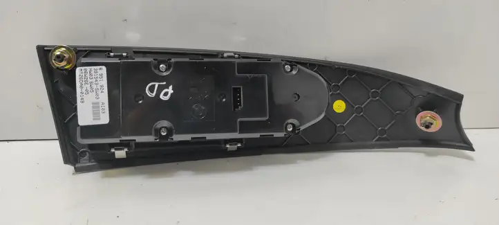 BMW 5 E60 E61 (2004 - 2010) 6951924 Кнопка стеклоподъемников — фото 5