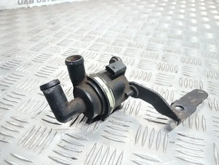 Volkswagen PASSAT B7 (2011 - 2014) 5N0965561A Электроциркуляционный насос — фото 2