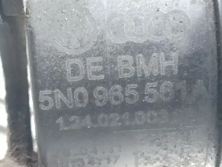 Volkswagen PASSAT B7 (2011 - 2014) 5N0965561A Электроциркуляционный насос — фото 3