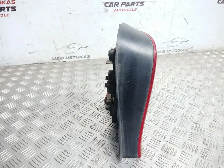 Mercedes-Benz A W168 (1997 - 2004) 1838200264R Задний фонарь в кузове — фото 2