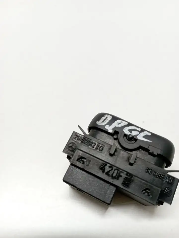 Mercedes-Benz E W210 (1995 - 2002) 2108208210 Блок кнопок стеклоподъемников — фото 4