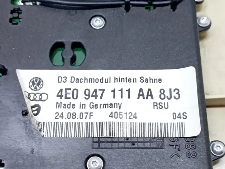 Audi A8 S8 D3 4E (2007 - 2010) 4E0947111AA Задняя подсветка — фото 4