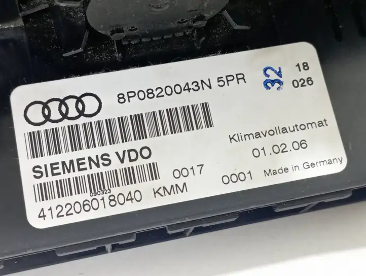 Audi A3/S3 8P (2004 - 2008) 8P0820043N Блок управления климат-контролем — фото 4