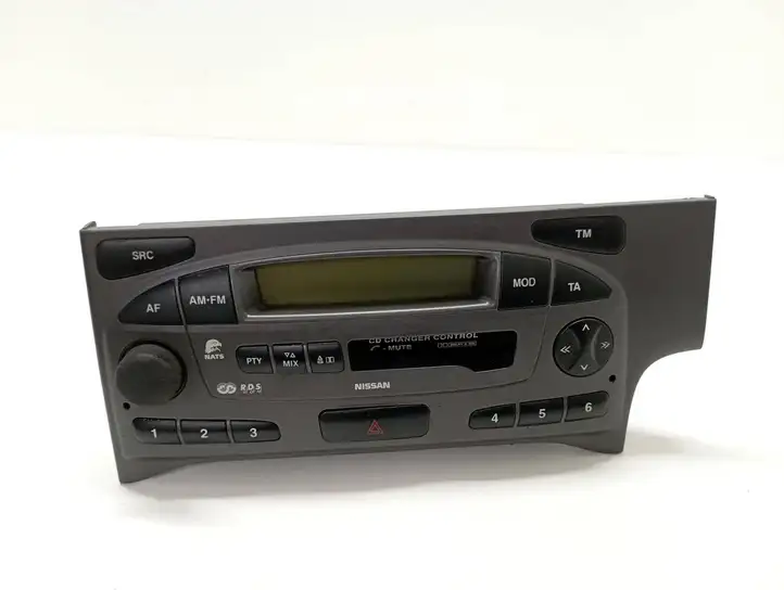 Nissan Primera (2000 - 2001) 7649347318 Магнитола / мультимедийная система — фото 1
