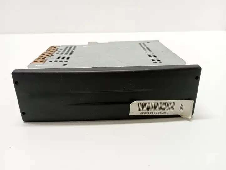Renault Vel Satis (2002 - 2005) 8200205833 Магнитола / мультимедийная система — фото 1