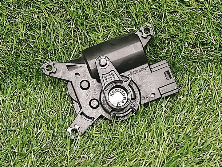 Audi Q7 4L (2005 - 2009) 7L0907511AM Двигатель задвижки потока воздуха — фото 4