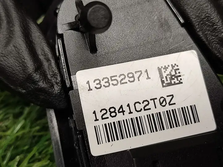 Opel Astra J (2009 - 2012) 13352971 Кнопки на рулевом колесе — фото 2