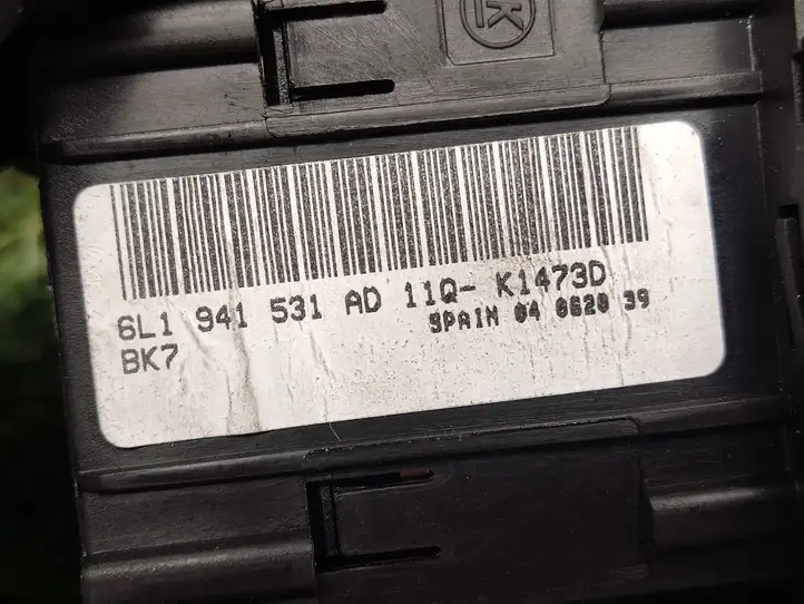 Seat Ibiza III (6L) (2002 - 2008) 6L1941531AD Включатель фонарей — фото 2