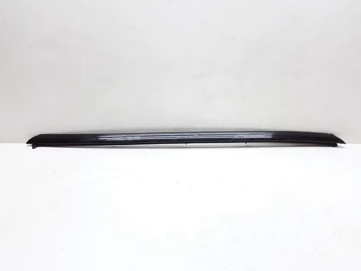 Volvo XC60 (2008 - 2013) 30784797 Накладка стоек лобового стекла — фото 1