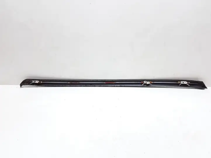 Volvo XC60 (2008 - 2013) Накладка стоек лобового стекла — фото 2