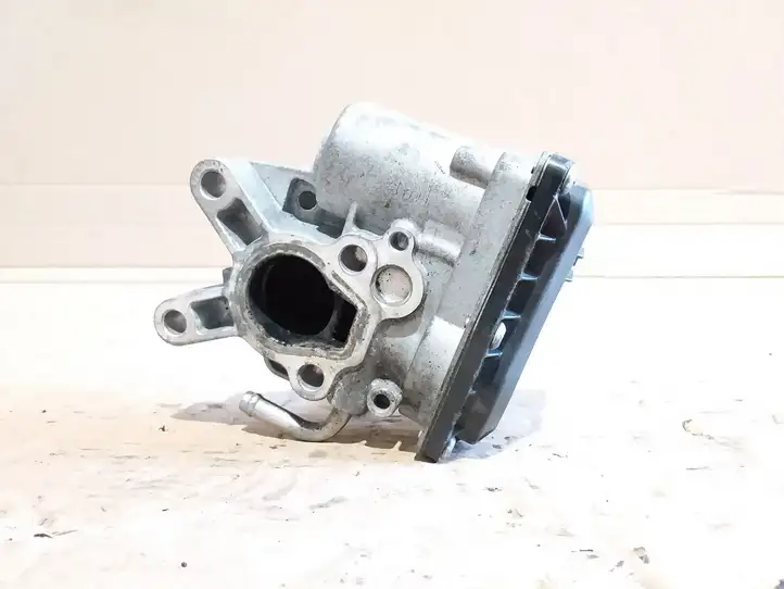 Subaru Legacy (2009 - 2013) 14710AA741 Клапан EGR — фото 1