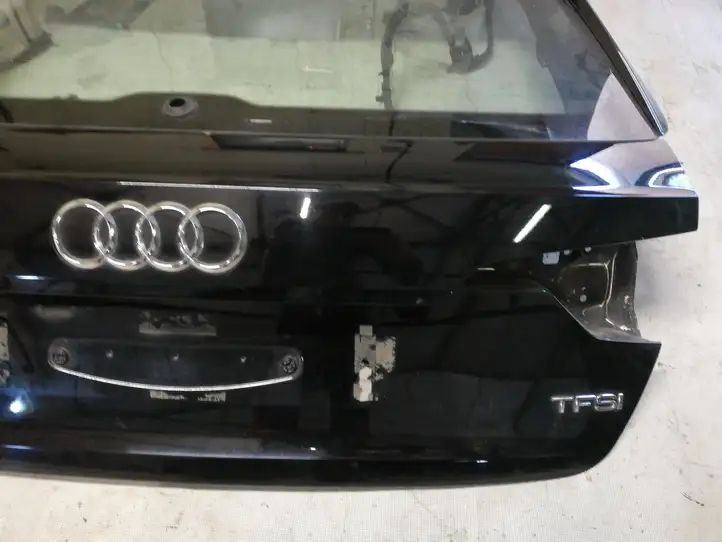 Audi A4 S4 B9 (2015 - 2019) Крышка багажника — фото 3