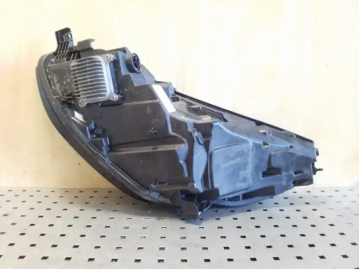 Tesla Model 3 (2017 - 2023) 151495300D Передняя фара — фото 8