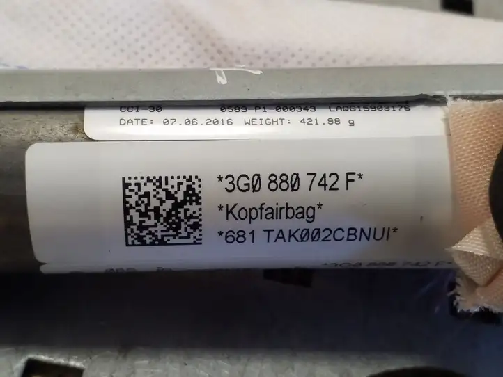 Volkswagen PASSAT B8 (2015 - ) 3G0880742F Боковая подушка безопасности шторка — фото 3