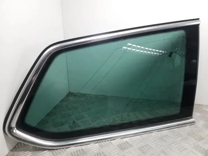 Volkswagen PASSAT B8 (2015 - ) 3G9845298BT Заднее боковое стекло — фото 1