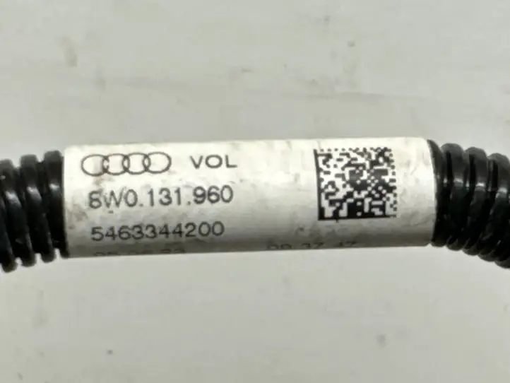 Audi A4 S4 B9 (2015 - 2019) 8W0131962 Трубка подачи AdBlue — фото 7
