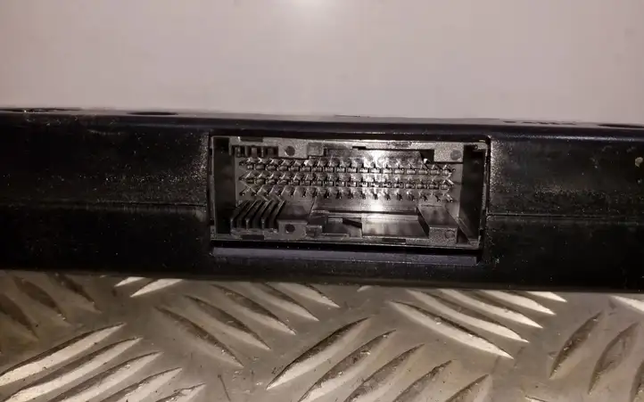 Volkswagen Tiguan (2011 - 2016) 5K0035730D Bluetooth модуль — фото 4