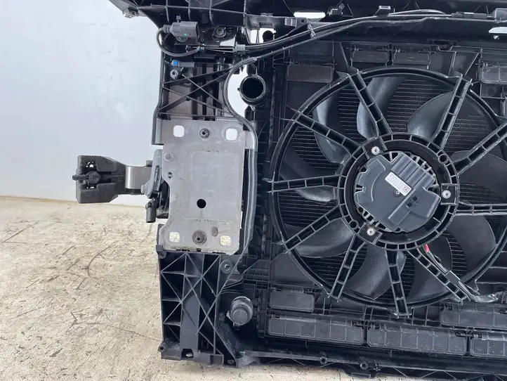 Audi A4 S4 B9 (2015 - 2019) 8W0121251AA Панель радиаторов двигателя — фото 5