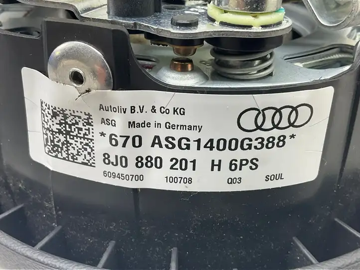 Audi TT TTS Mk2 (2006 - 2010) 8J0880201H Подушка безопасности руля — фото 6