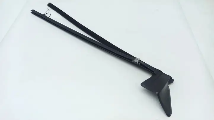 BMW Z4 E85 E86 (2002 - 2008) 7016638 Уплотнитель стекла передней двери — фото 6