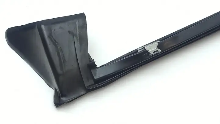 BMW Z4 E85 E86 (2002 - 2008) 7016638 Уплотнитель стекла передней двери — фото 7