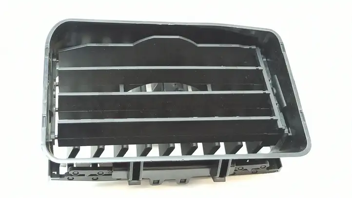 Jeep Grand Cherokee (WK) (2004 - 2010) 6059713110 Центральный воздушный дефлектор — фото 2