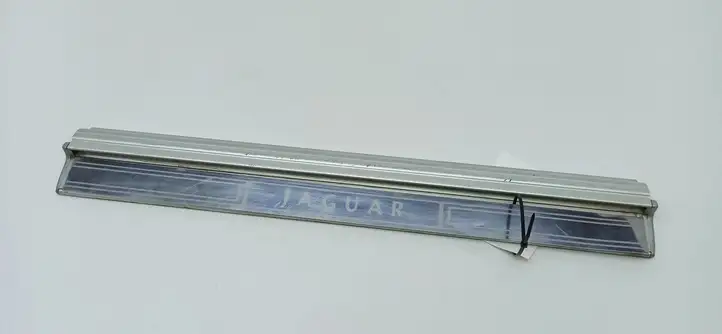 Jaguar (1995 - 1997) Внутренняя отделка заднего порога — фото 8