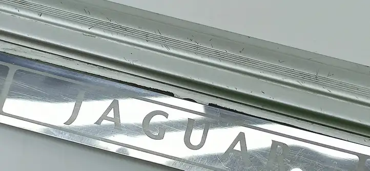 Jaguar (1995 - 1997) Внутренняя отделка заднего порога — фото 5