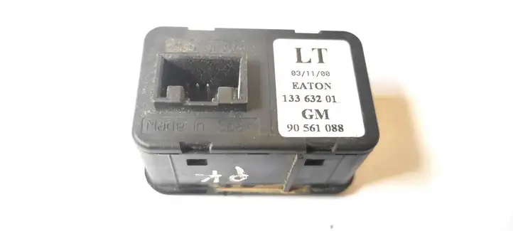 Opel Zafira A (1999 - 2003) 90561088 Блок кнопок стеклоподъемников — фото 3