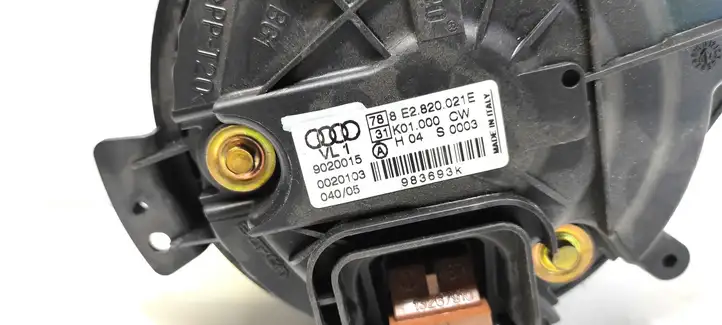 Audi A4 S4 B7 8E 8H (2004 - 2009) 8E2820021E Вентилятор печки — фото 5