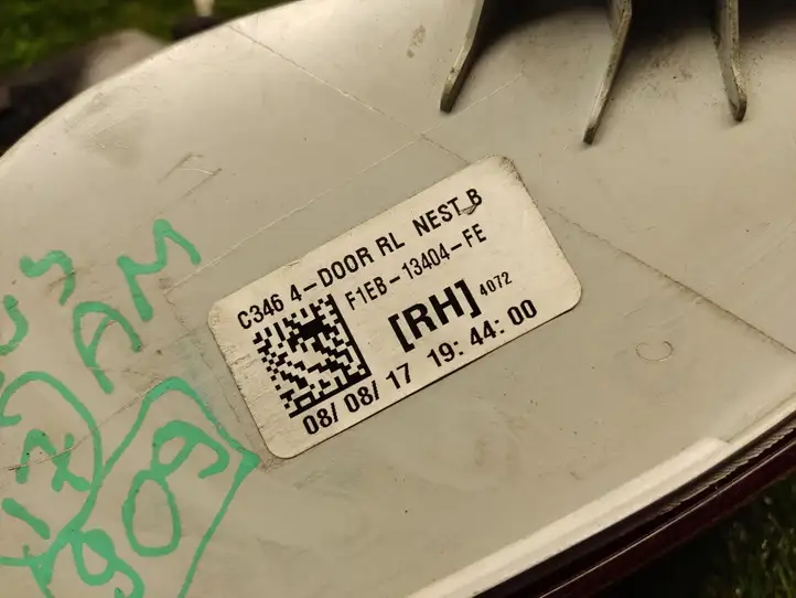 Ford Focus (2015 - 2019) F1EB13404FE Задний фонарь в кузове — фото 2