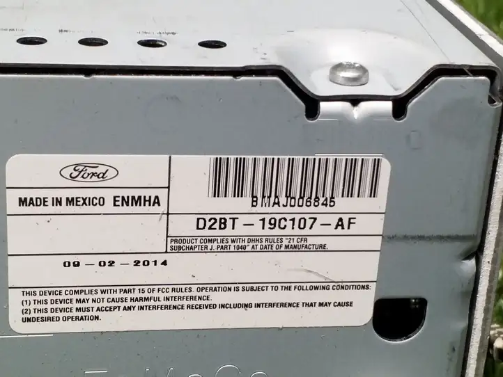 Ford Fiesta (2013 - 2017) D2BT19C107AF Магнитола / мультимедийная система — фото 2