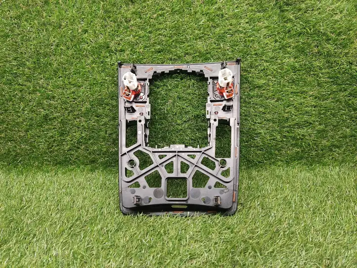 Audi Q7 4L (2005 - 2009) 4L0864261 Рамка рычага КПП — фото 4