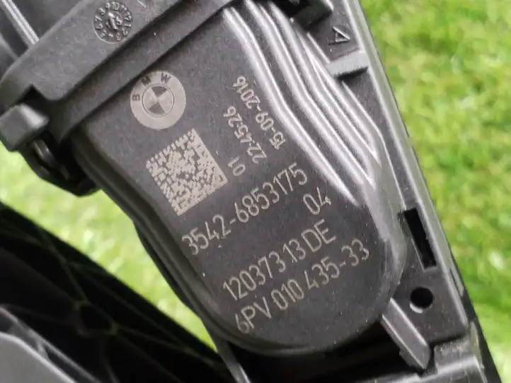 BMW 3 F30 F35 F31 (2012 - 2018) 6853175 Педаль акселератора — фото 3