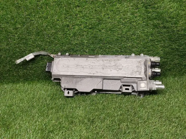 BMW 3 F30 F35 F31 (2012 - 2018) 8685982 Аккумулятор гибридного / электрического автомобиля — фото 1