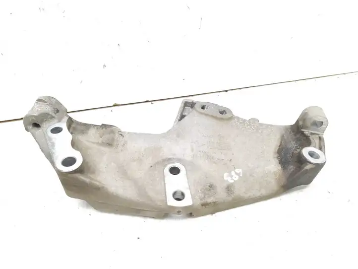 Renault Espace IV (2006 - 2012) 8200741758 Кронштейн двигателя — фото 2