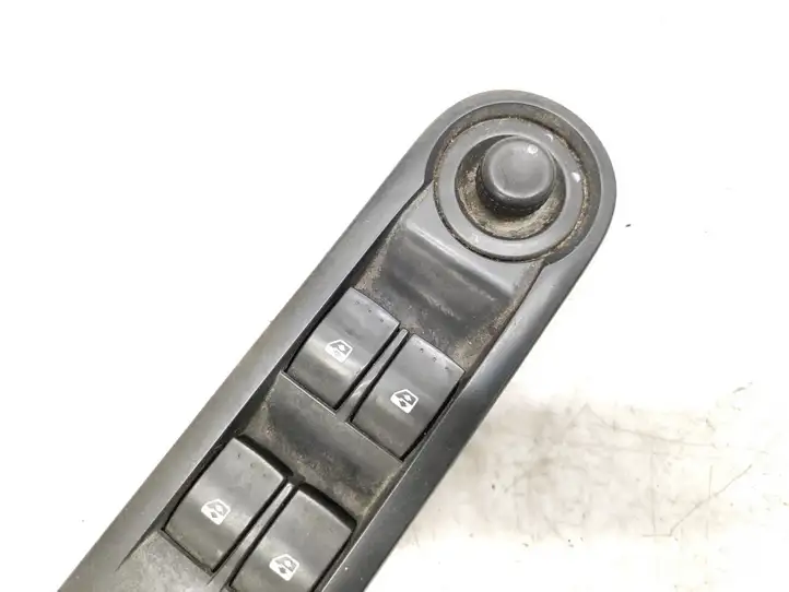 Renault Espace IV (2006 - 2012) 8200519355 Кнопка стеклоподъемников — фото 2