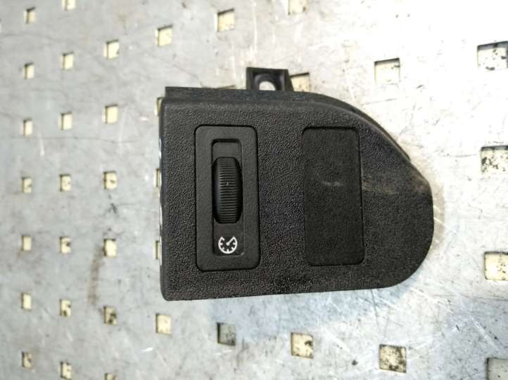 61311387429 BMW 3 E36 Panelės apšvietimo reguliavimo jungtukas