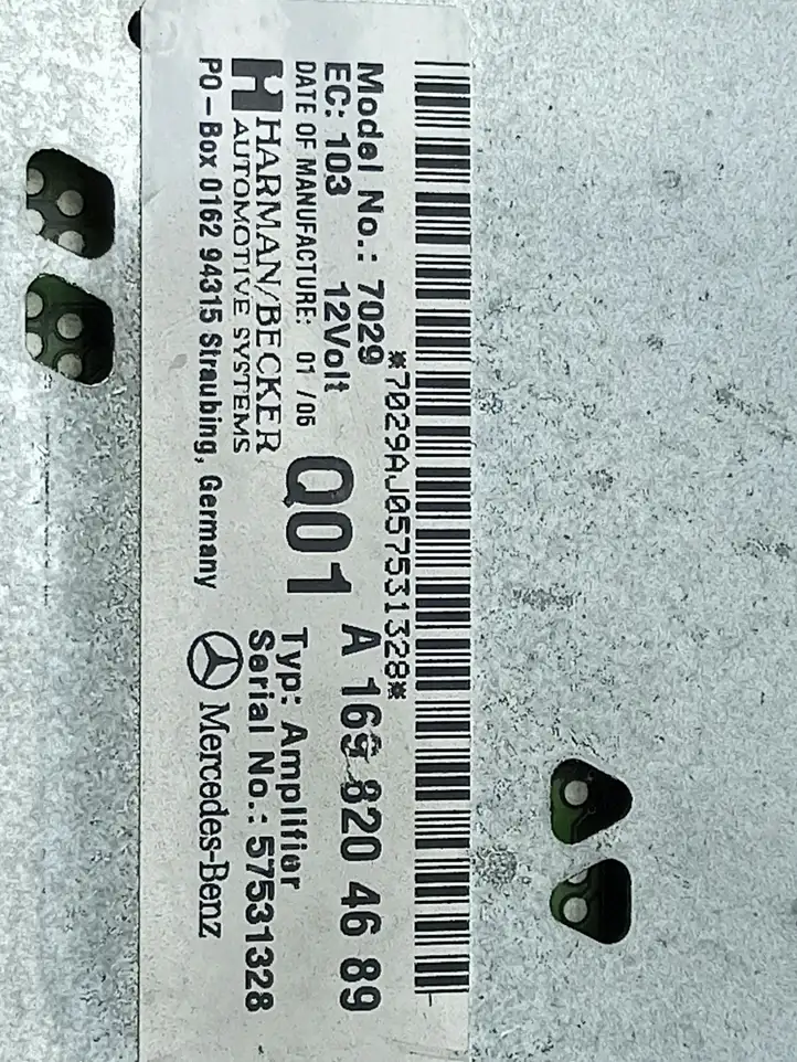 Mercedes-Benz CLK A209,C209 (2002 - 2009) A1698204689 Усилитель звука — фото 2