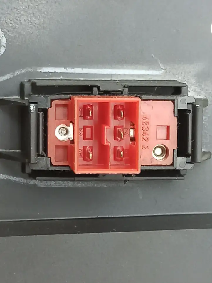 Mercedes-Benz ML W163 (1997 - 2005) A1636804236 Накладка кнопки регулировки зеркал — фото 10