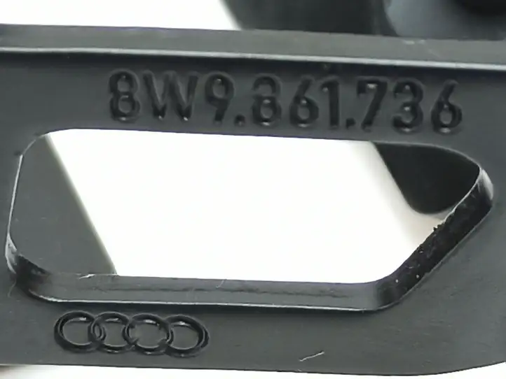 Audi A4 S4 B9 8W (2019 - ) 8W9861736 Держатель крепления сетки (в потолке) — фото 13